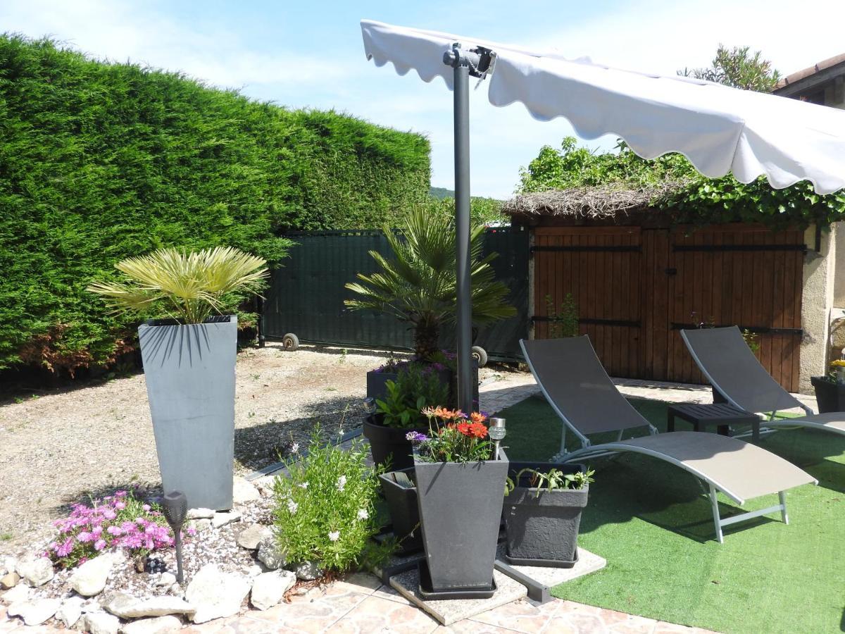 Appartement Mansarde Et Climatise 50 M2 Pompignan  المظهر الخارجي الصورة