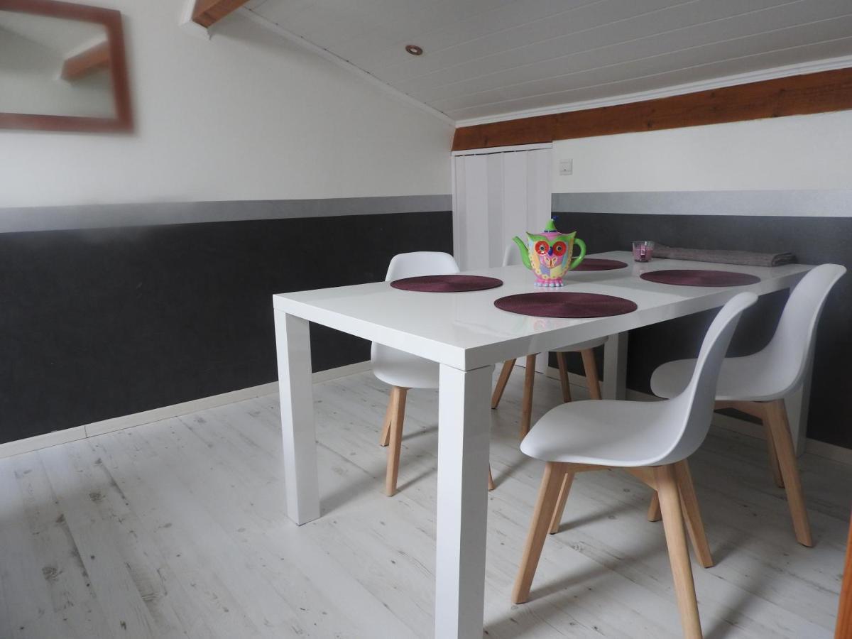 Appartement Mansarde Et Climatise 50 M2 Pompignan  المظهر الخارجي الصورة
