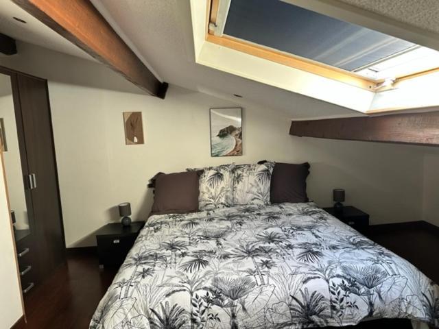 Appartement Mansarde Et Climatise 50 M2 Pompignan  المظهر الخارجي الصورة