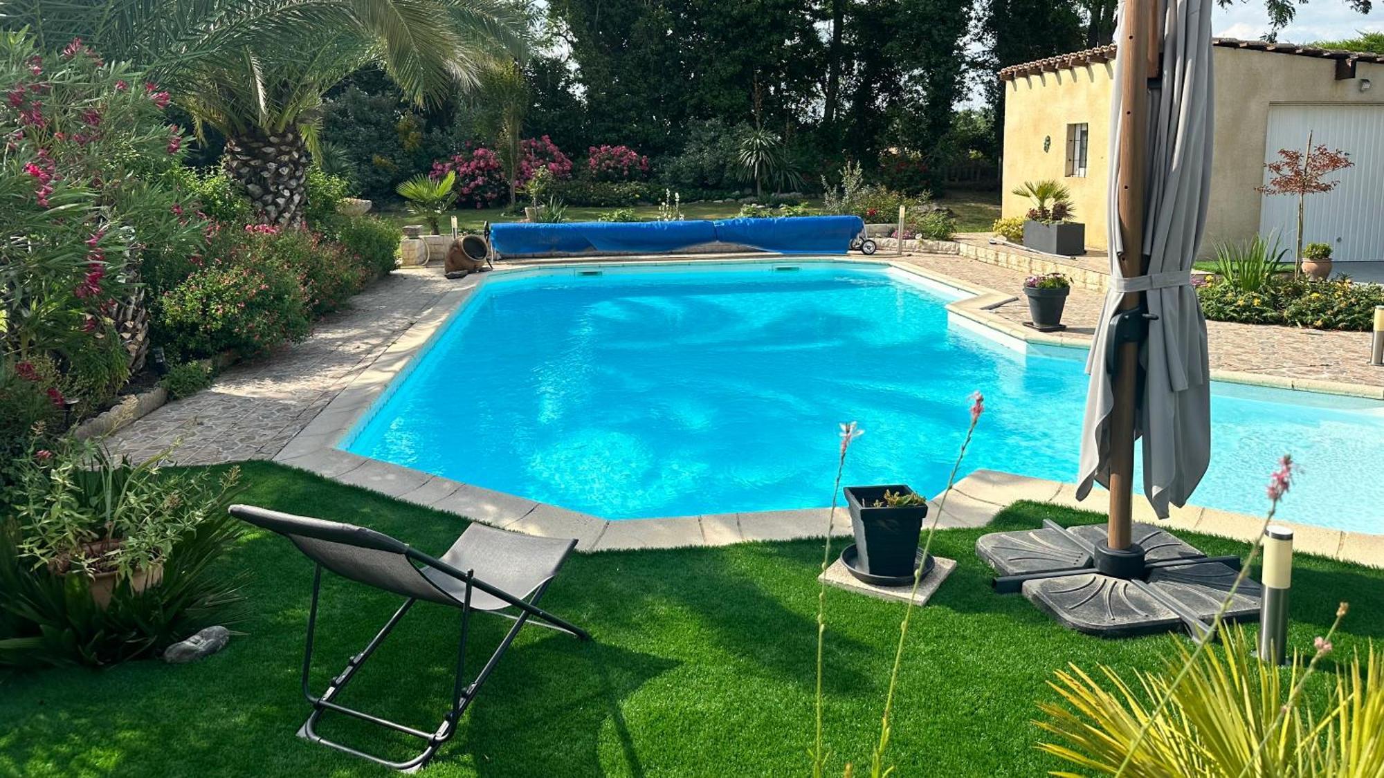 Appartement Mansarde Et Climatise 50 M2 Pompignan  المظهر الخارجي الصورة